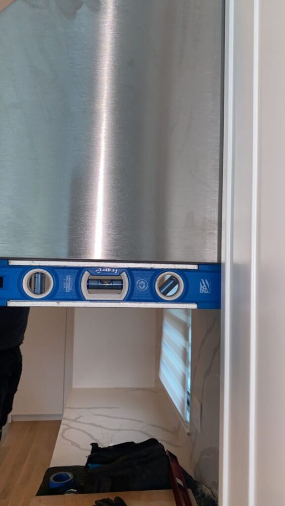 Pro-style hood in a high-end kitchen — Leveling
